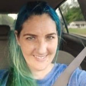 Meet your Posher, Lacey